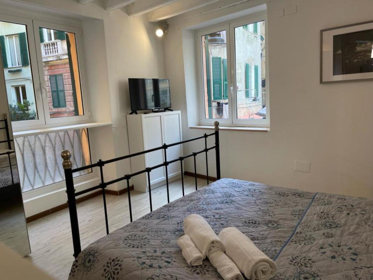 Travi E Grigio Studio Maddalena - Genovainrelax Apartment Екстериор снимка